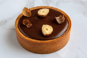 Tartelettes Chocolat, Noisettes & Fève Tonka